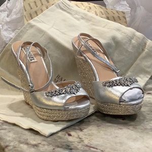 Badgley Mischka Annabel wedge, size 8